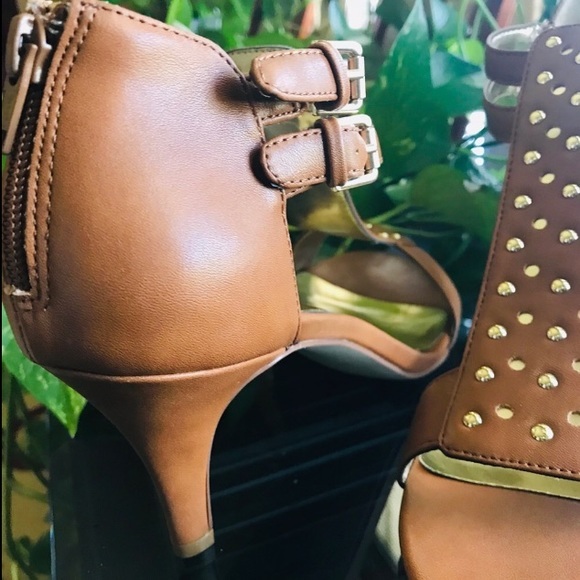 Style & Co Camel & Gold Peep Toe Sandals Size 9.5 - Picture 8 of 11